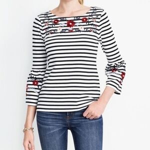 J Crew Womens sz XS Top White Black Striped Floral Embroidery‎ Bell Sleeve